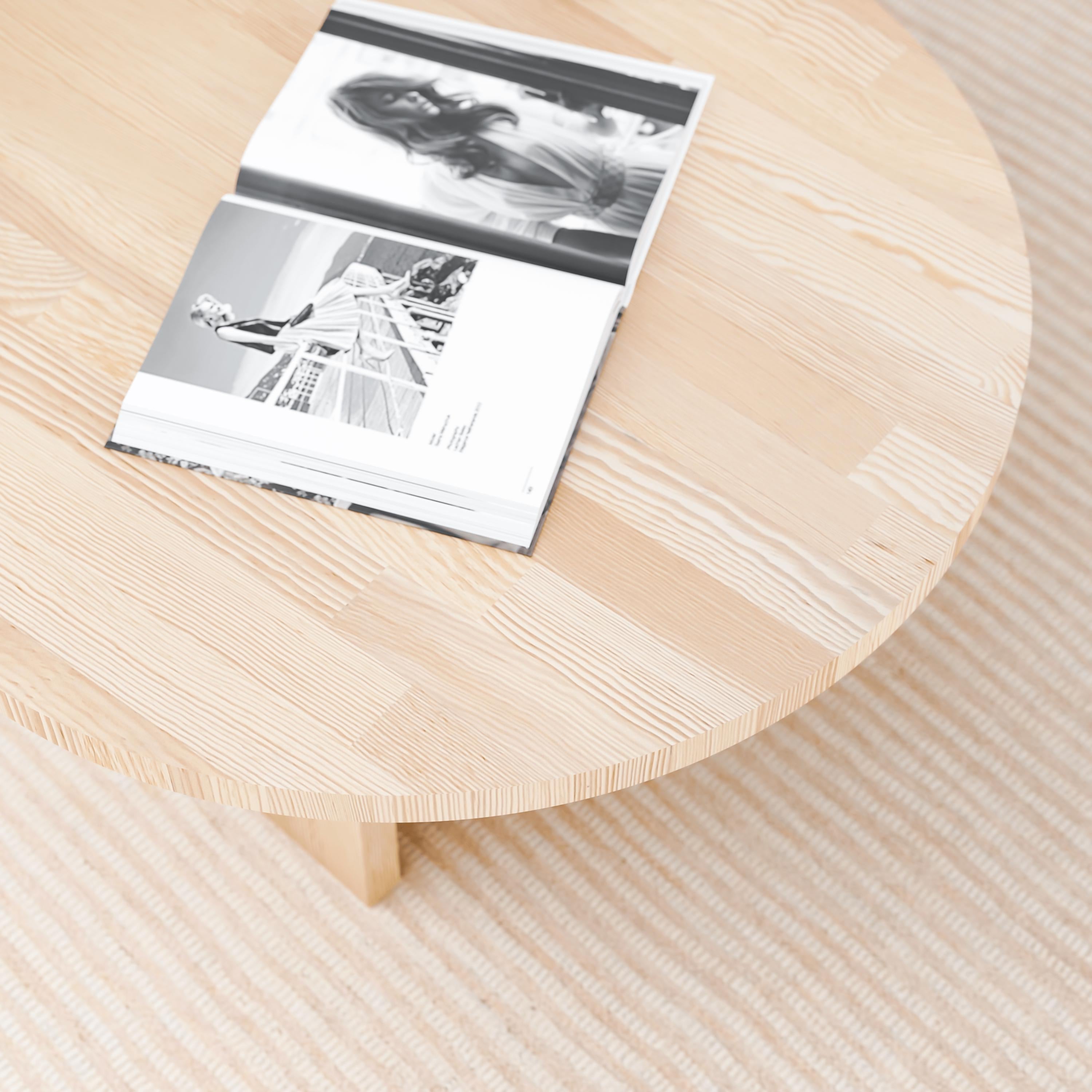 Round Coffee Table (With Sticks)
